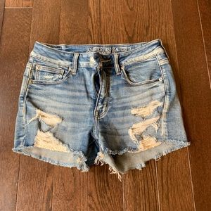 Jean shorts light colored